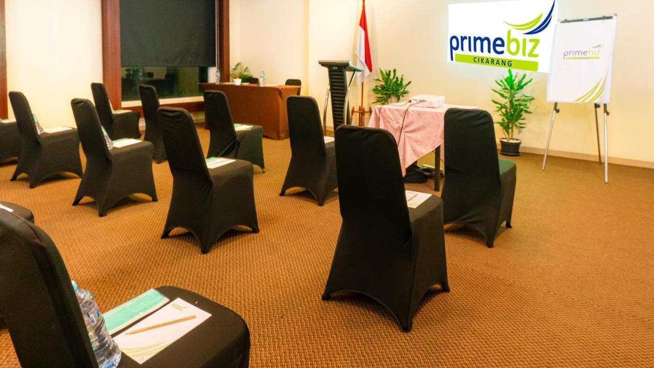 Hotel Primebiz Cikarang Exterior foto