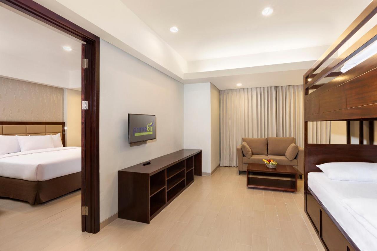 Hotel Primebiz Cikarang Exterior foto