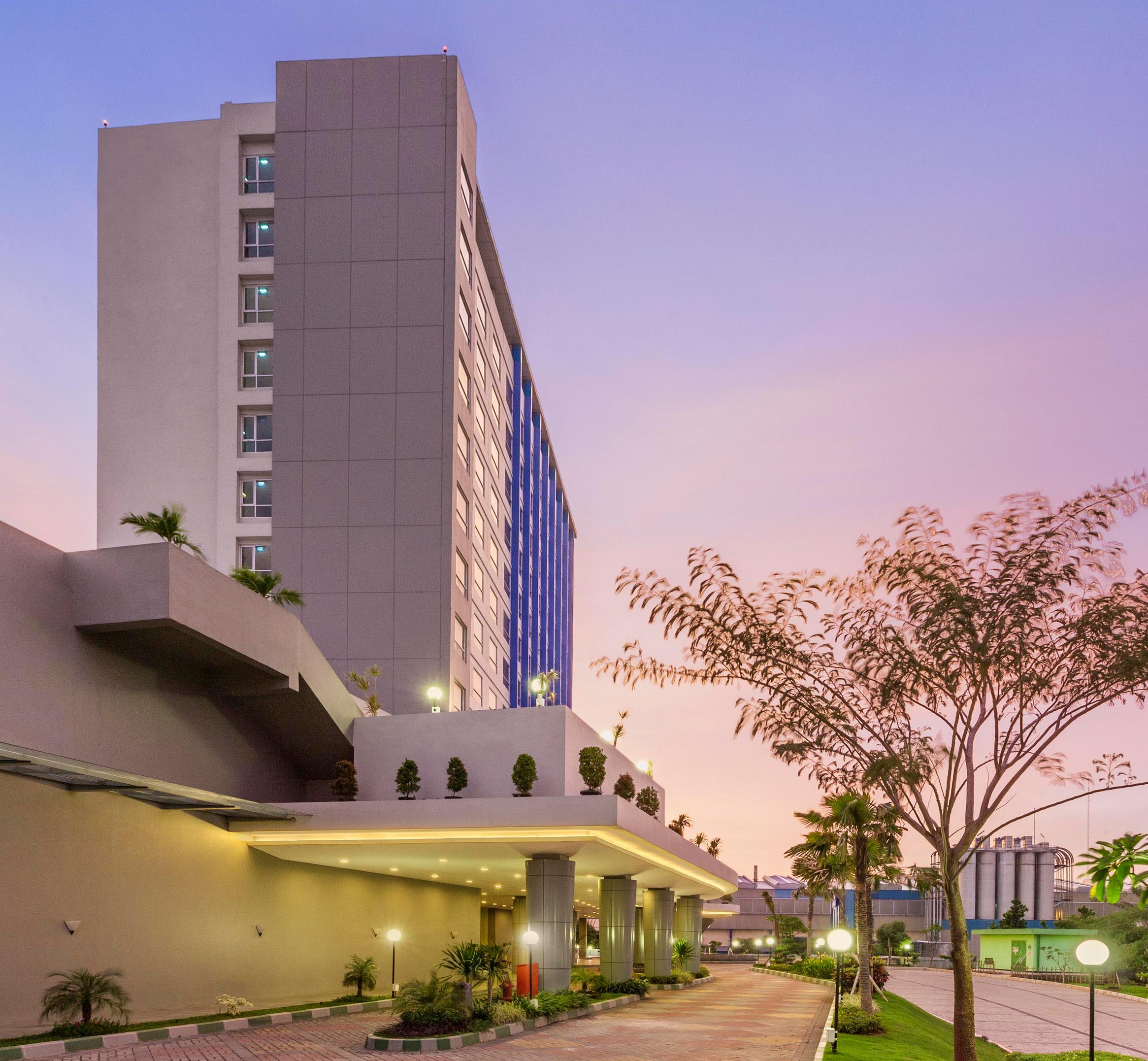 Hotel Primebiz Cikarang Exterior foto