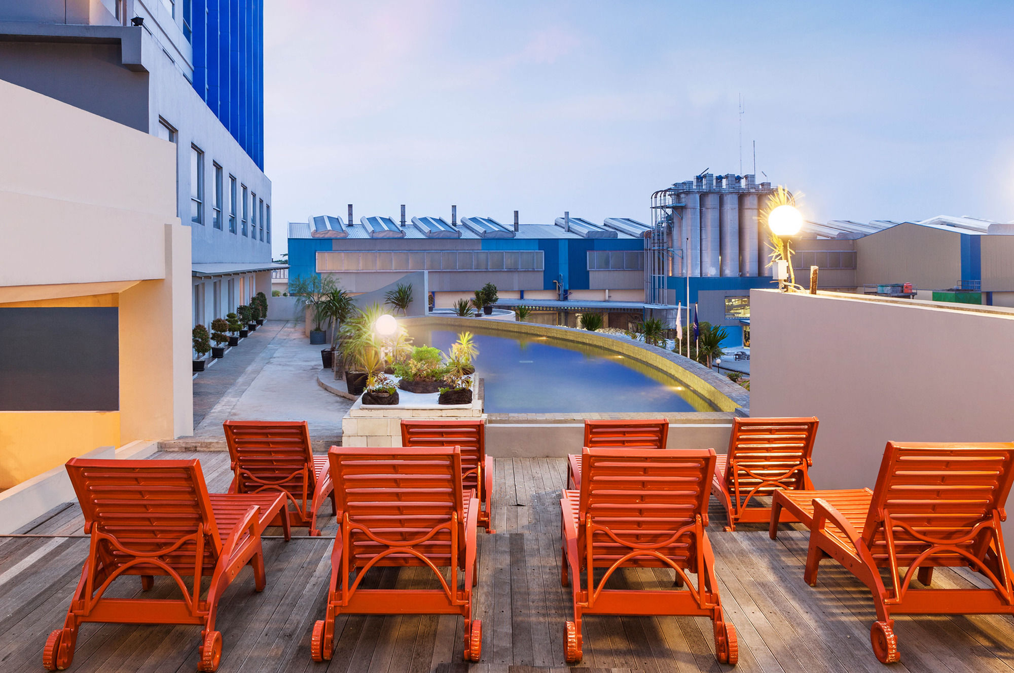 Hotel Primebiz Cikarang Exterior foto